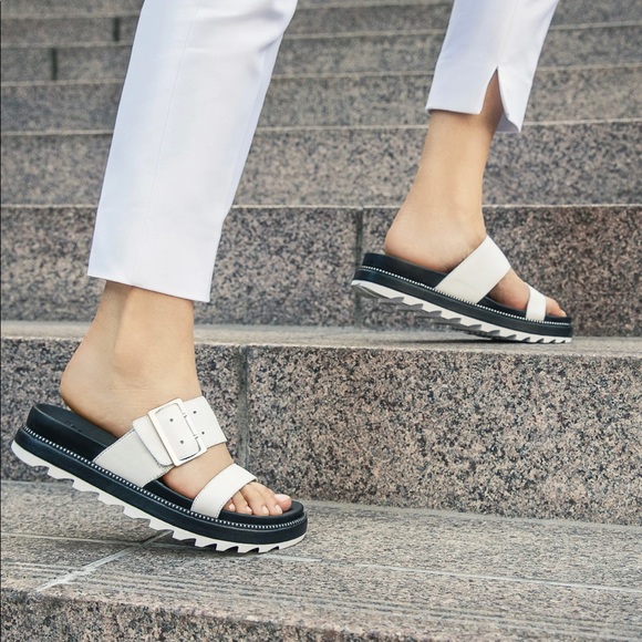 SOREL ROAMING BUCKLE SLIDE SANDAL WHITE Size: V - Picture 4 of 8